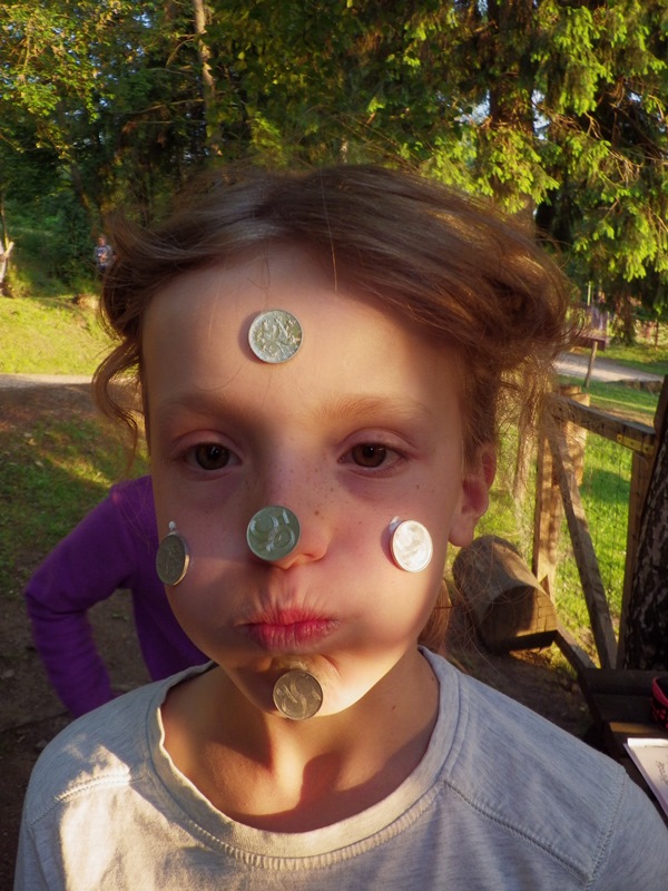 22_zbav_se_mincí_04